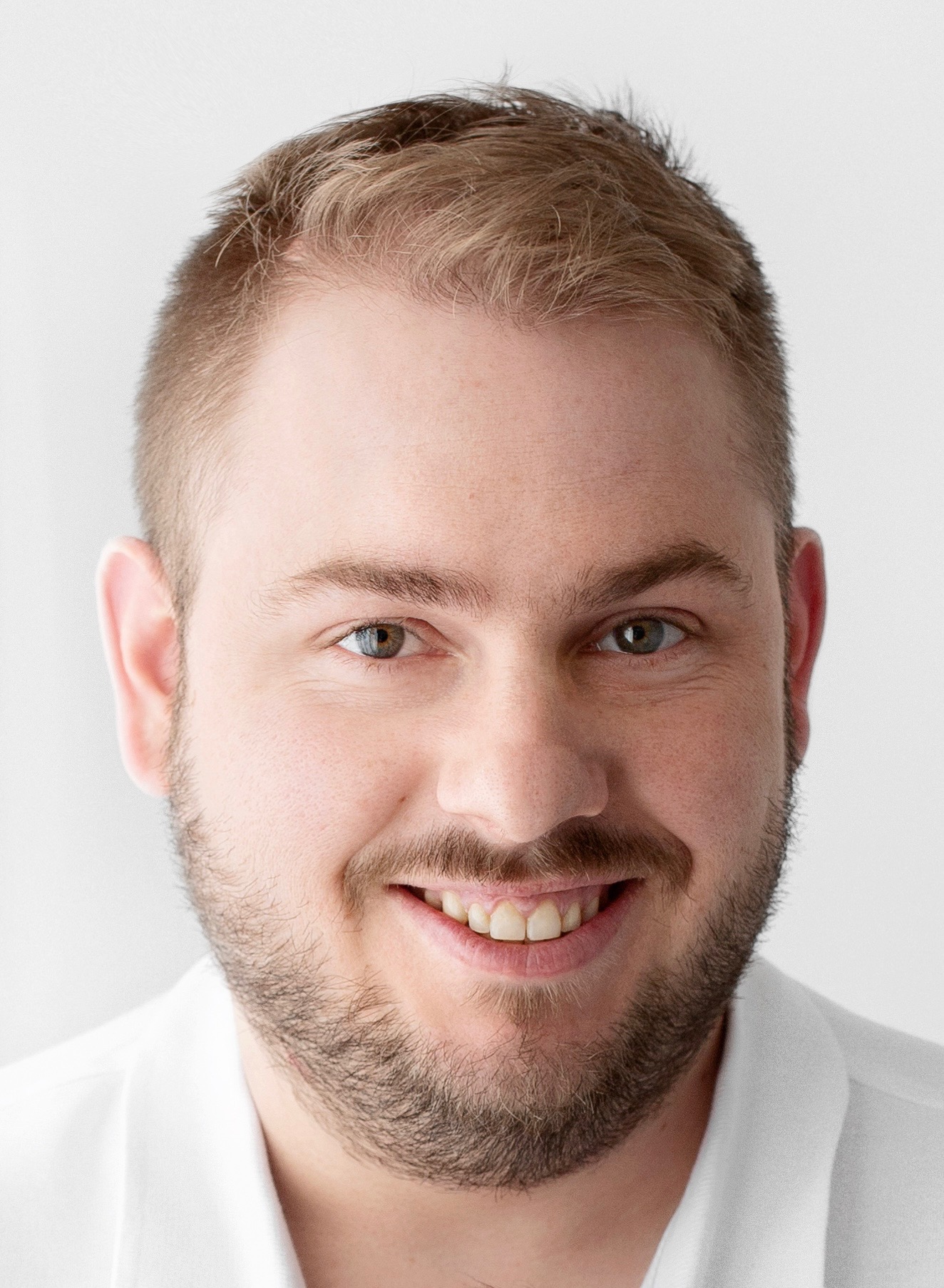 Adam Corriveau - Senior Linux Engineer